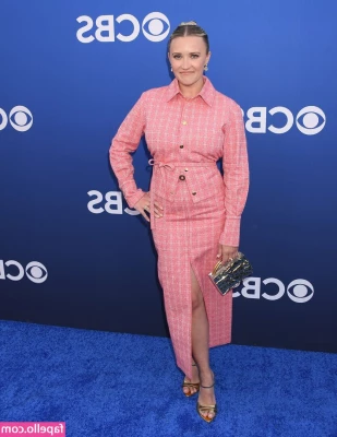 Emily Osment [ emily-osment ] - Fruit time