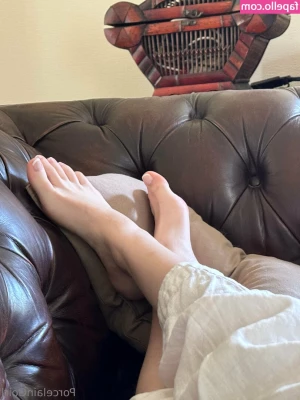 porcelaingoirl [ porcelaingoirl-14 ] - Wash away all my sins 🛐🖤