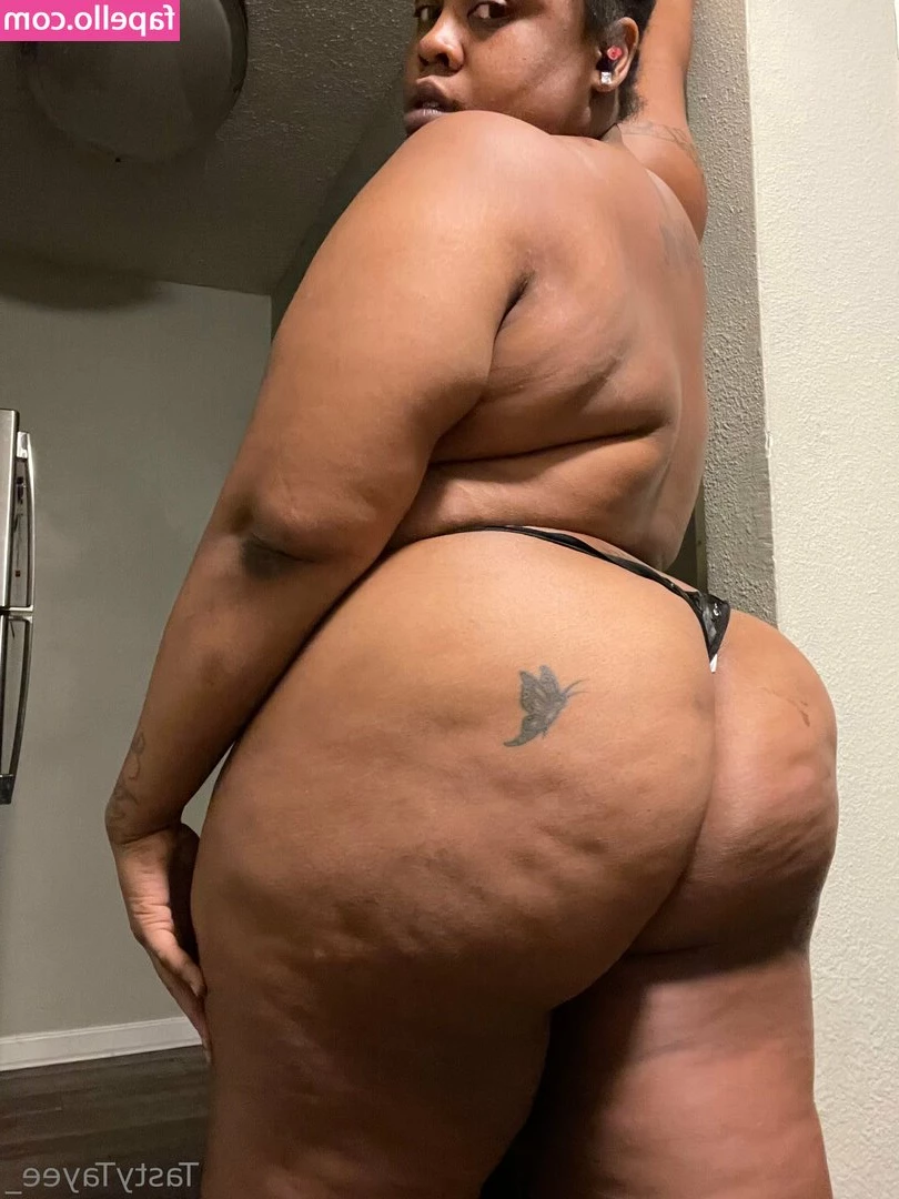 dhavixentaypt2 - @PremiumLingerie gave me some cutesie underwear so I thought I'd take