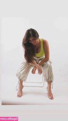 Anveshi Jain [ anveshi-jain ] - Heey guys! Been a busy week.. I will be answering my messages