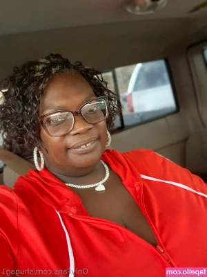 shugag1 - I should definitely be finishing up getting ready but I’m bored.