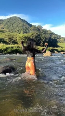 athenaslife - I love this photoset SM! I feel pretty sexy on it! You’ can find it