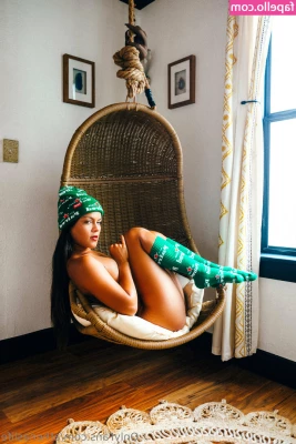 athenaslife - Sentando gostoso