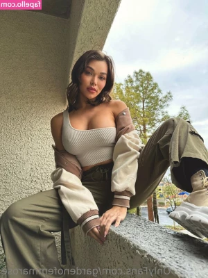 gardenofemmarose - Lil booty always matter   text me daddy I wanna know what you wanna