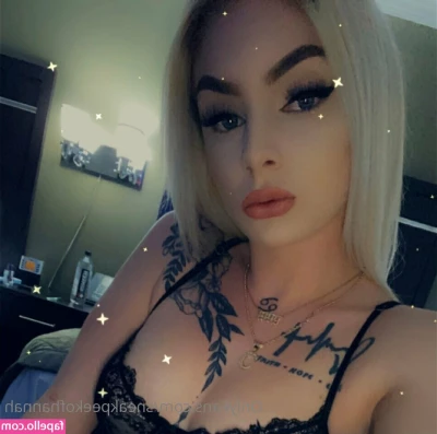sneakpeekofhannah - Ciao 🌻 Questo è per chi non sa scegliere tra lato A e lato B