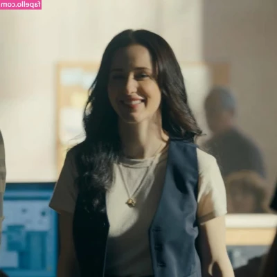 Rachel Brosnahan [ rachel-brosnahan ] - I am so hot now