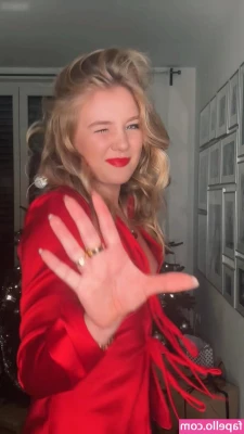 Chiara Tews [ chiara-tews ] - Happy 4th