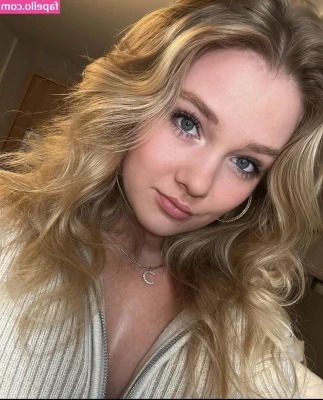 Chiara Tews [ chiara-tews ] - Fucking you infront of your husband ➡️➡️➡️