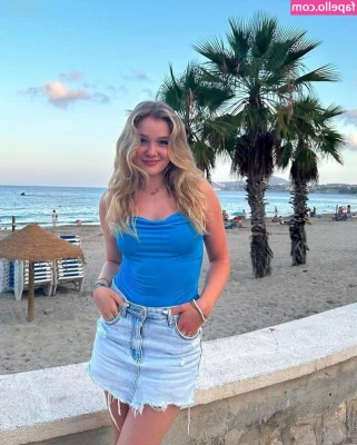 Chiara Tews [ chiara-tews ] - Soft and natural