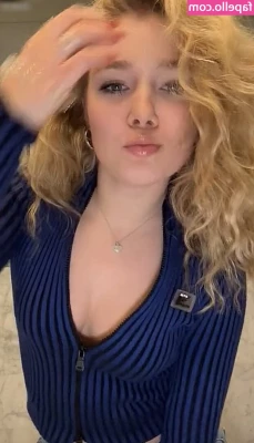 Chiara Tews [ chiara-tews ] - Hello darling    I m  lolaregina and I m online now  Are you ready to