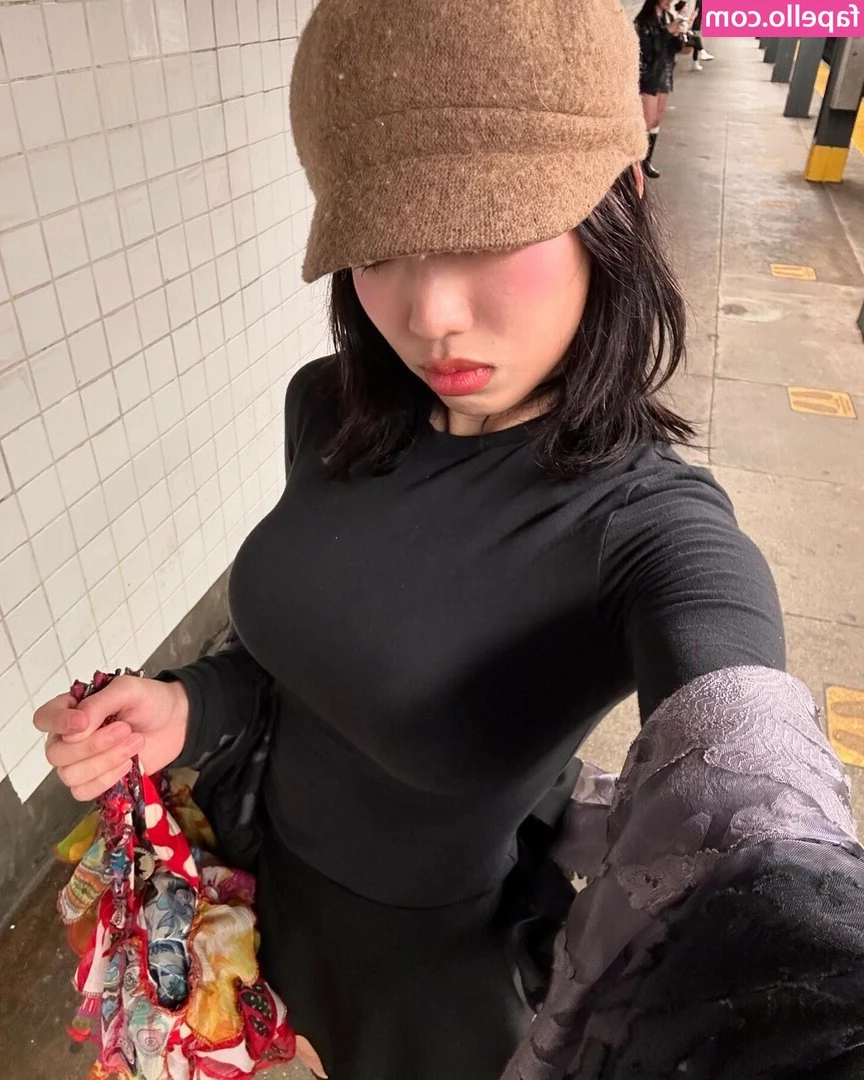 Yujin - Can never have enough angles 💯🔥🔥🔥