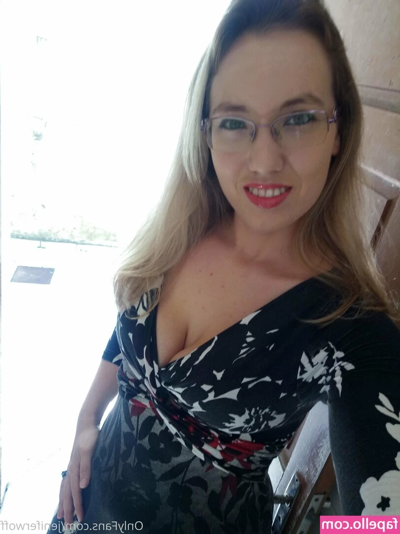 jenifershimada - Give me a full on fucking hard Friday thrashing