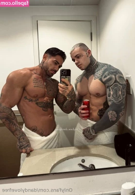 dandylovefree - I'm here just waiting for you to slide in my DMs 💋