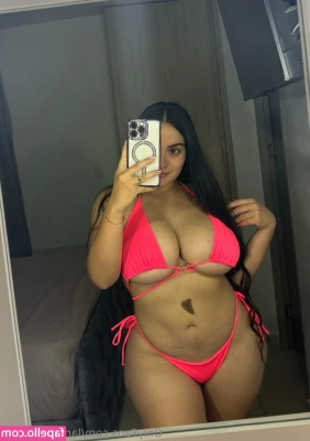 lamartinezruiz - I m full of coke and chocolate  I need more