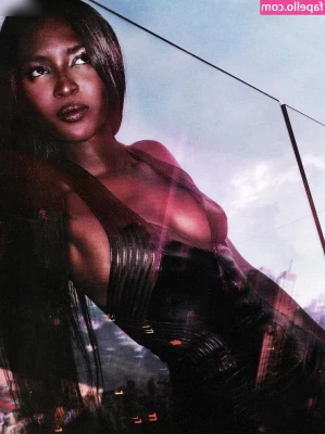 Naomi Campbell [ naomi-campbell ] - these devil horns are my summer attire 😈