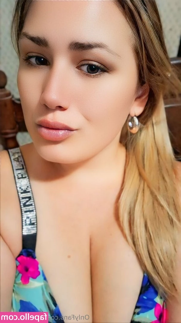 camixxx_hot [ camixxx-hot ] - Thank you for tonight!🥰  Anybody wants to take me to bed, because