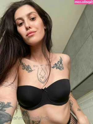 lera_jean [ lera-jean ] - Let me be your girlfriend or mistress for the day  I will send you a