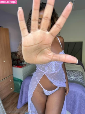 Maritzaslan - https://onlyfans.com/887993079/electra_heart