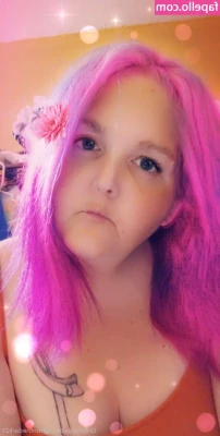 lightinthedark21 - spreading my pussy out so you come and lick it 💦