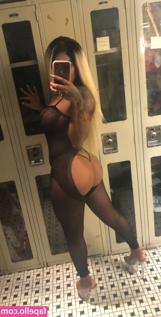 prettyexoticbaby - Being fucked off the side of the bed makes me cum so much @ftnd3750
