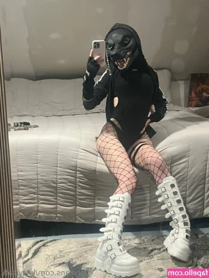 kittyisafk - 🧼 Wash my feet with me! 🧼  How I keep my feet soft & smooth
