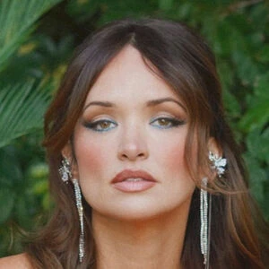 Liz Huett
