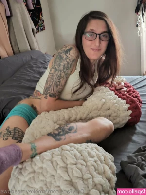 smokeymeadows - Tip this post $10 for a $1,000 video bundle AND cock rating 😈 only