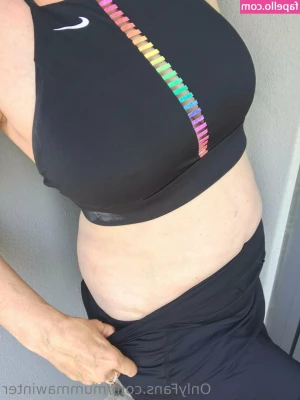 mummawinter - clips from my next video dropping available for purchase TONIGHT 