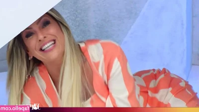 Renata Fan [ renata-fan ] - Just a lil peachy booty waiting to be destroyed