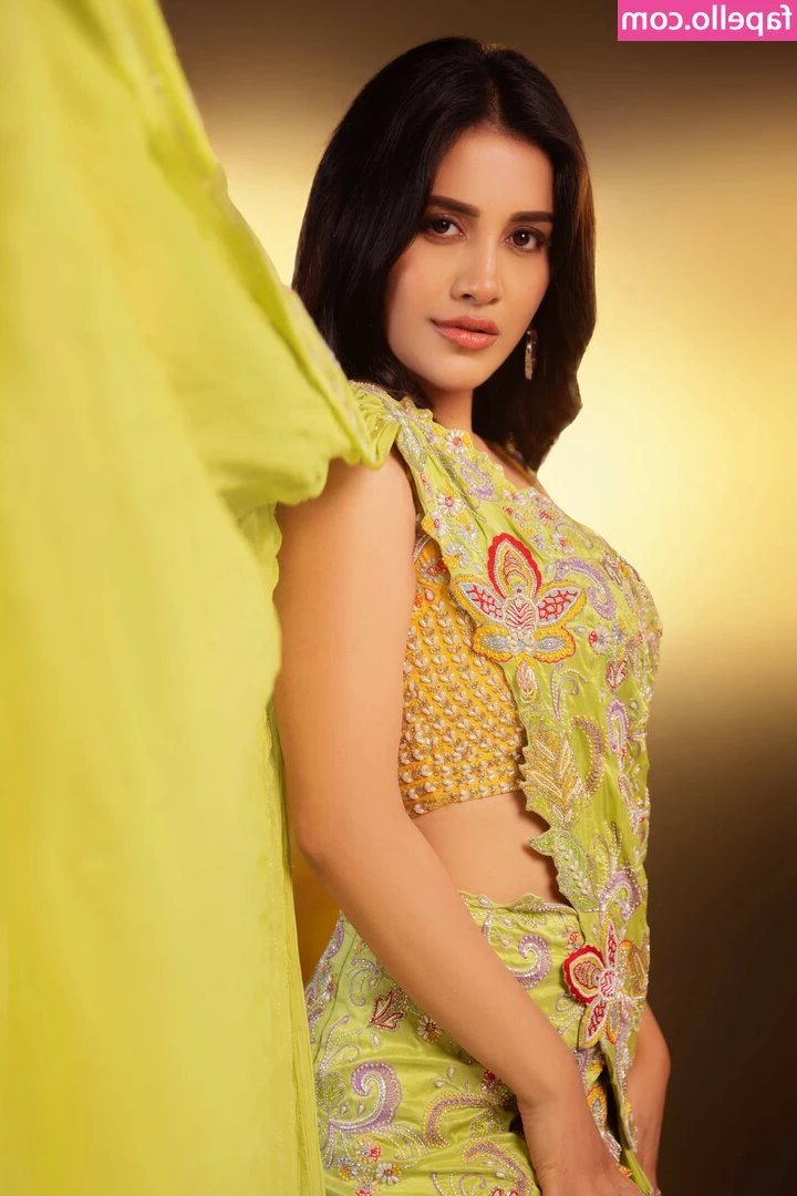 Nabha Natesh [ nabha-natesh ] - Horny wet pussy