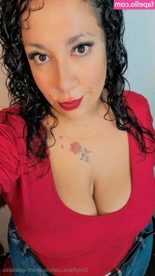 scarlett-goddess - There are not many things which feel better than sailing naked   D