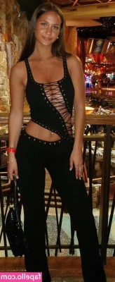 Stephanie Zustovich [ stephanie-zustovich ] - rate my underwear 1-10