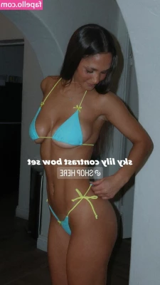Stephanie Zustovich [ stephanie-zustovich ] - Send me a message if you want more photos like this
