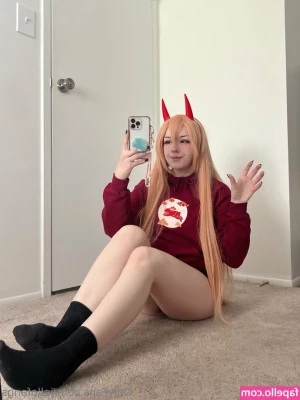 jellofangs - She want to do it in helmet 🥰😏