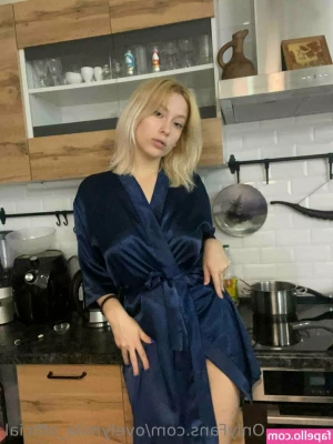 ovelymila_official [ ovelymila-official ] - I need a comfortable face-seat on the weekend🍑   So that I could