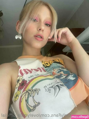 ovelymila_official [ ovelymila-official ] - smol tease for my new video tomorrow   gt 3