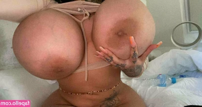 raisha - Open up. I made you something