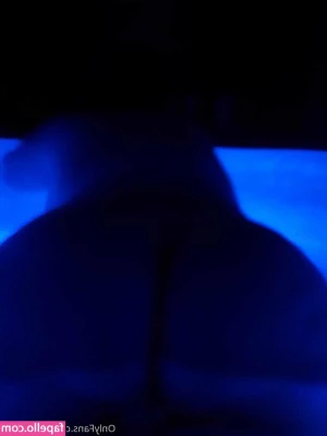u7273862 - phat ass 🍑 plump pussy   (I post fully explicit on my $3