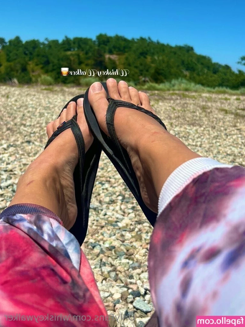 whiskeywalker - Thanks for being on my VIP page    watch  nerdykitten6968 and I fuck