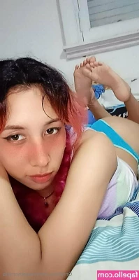 sweetnemeia - Pensando em fazer uma live na quarta feira a noite 😈🔥 oq acham