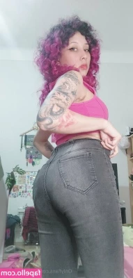 sweetnemeia - Enjoying The View From Behind