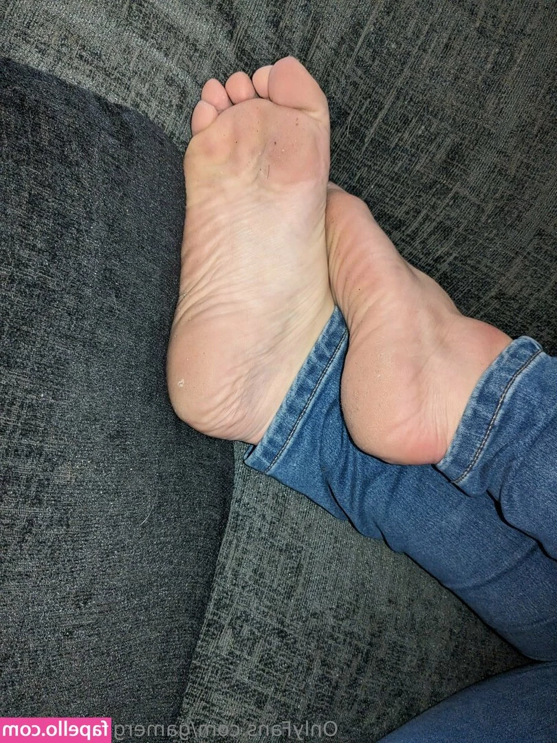gamergirlfeet7890 - Posting more juicy stuff tonight <3