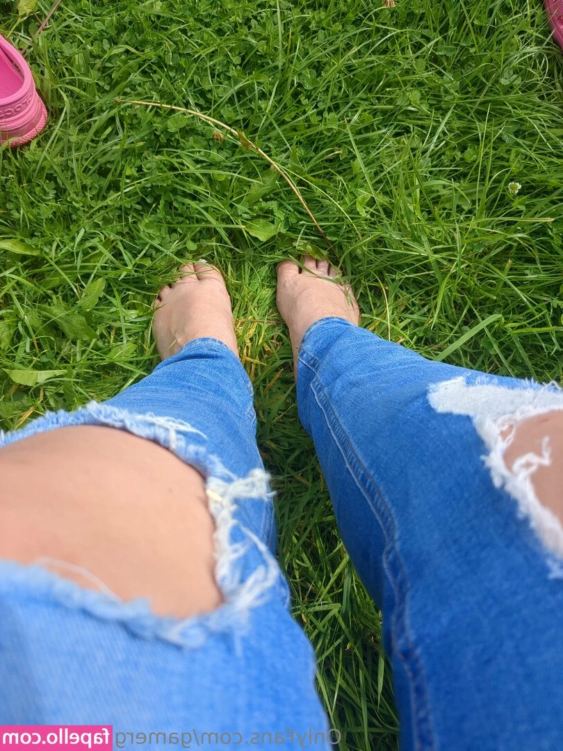 gamergirlfeet7890 - Let s talk about health baby   and gratitude I m beyond happy   no