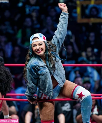 Skye Dolecki [ skye-dolecki ] - Would you want to fight me? Remember the wrestle fucking? 😈