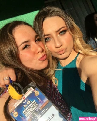 Ali Cortese [ ali-cortese ] - Views 🍑