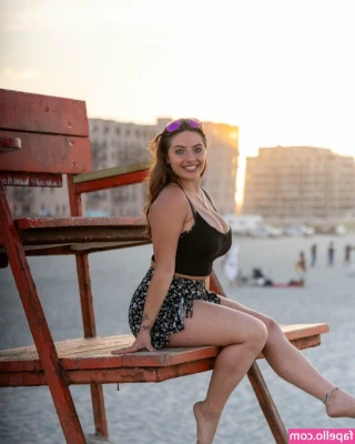 Ali Cortese [ ali-cortese ] - Ass 👅