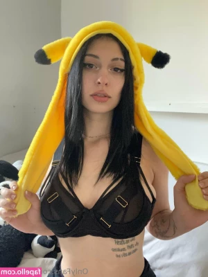 Emilylovexxx - have a great christmas and thank you for your support  As a thank you
