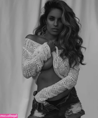 Kristen Stephensonpino [ kristen-stephensonpino ] - Grope me nnn