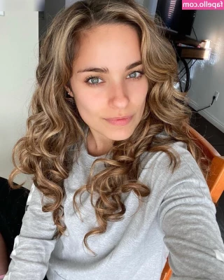 Kristen Stephensonpino [ kristen-stephensonpino ] - Good morning baby! Hope you stroke that dick and think of me today!