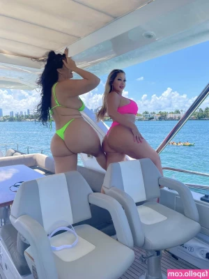 Matessa Nicole [ matessa-nicole-2 ] - Would you go down on me